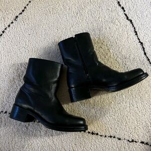RARE Frye Campus Zip Boots VINTAGE